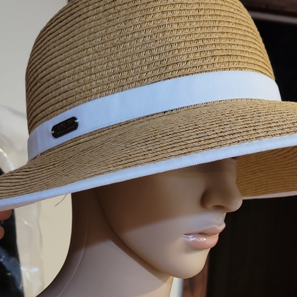 Sun 'N' Sand Tan Hat with White Trim